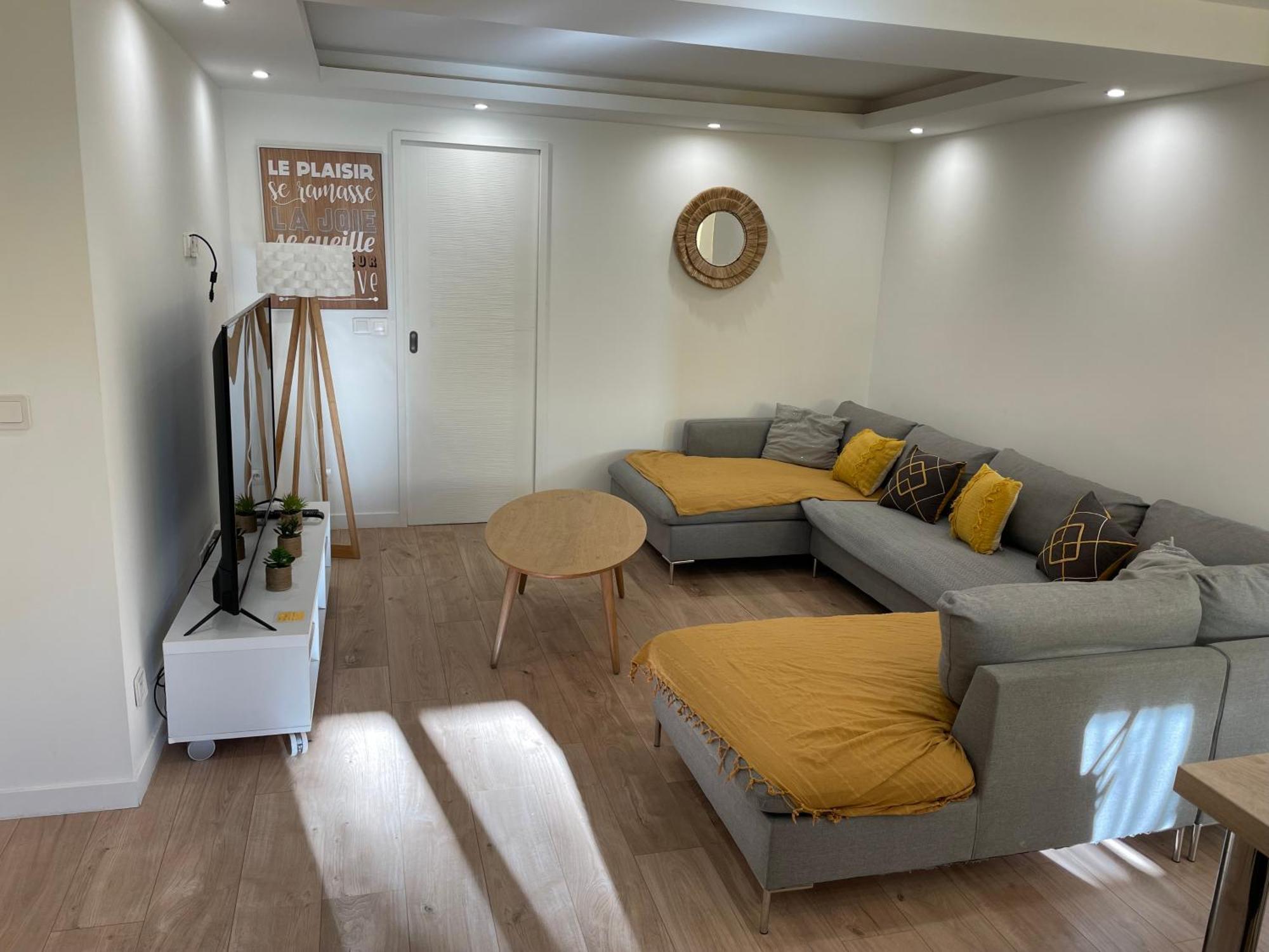 Joli Rez De Jardin 4 Pieces A Cagnes Sur Mer Exteriör bild